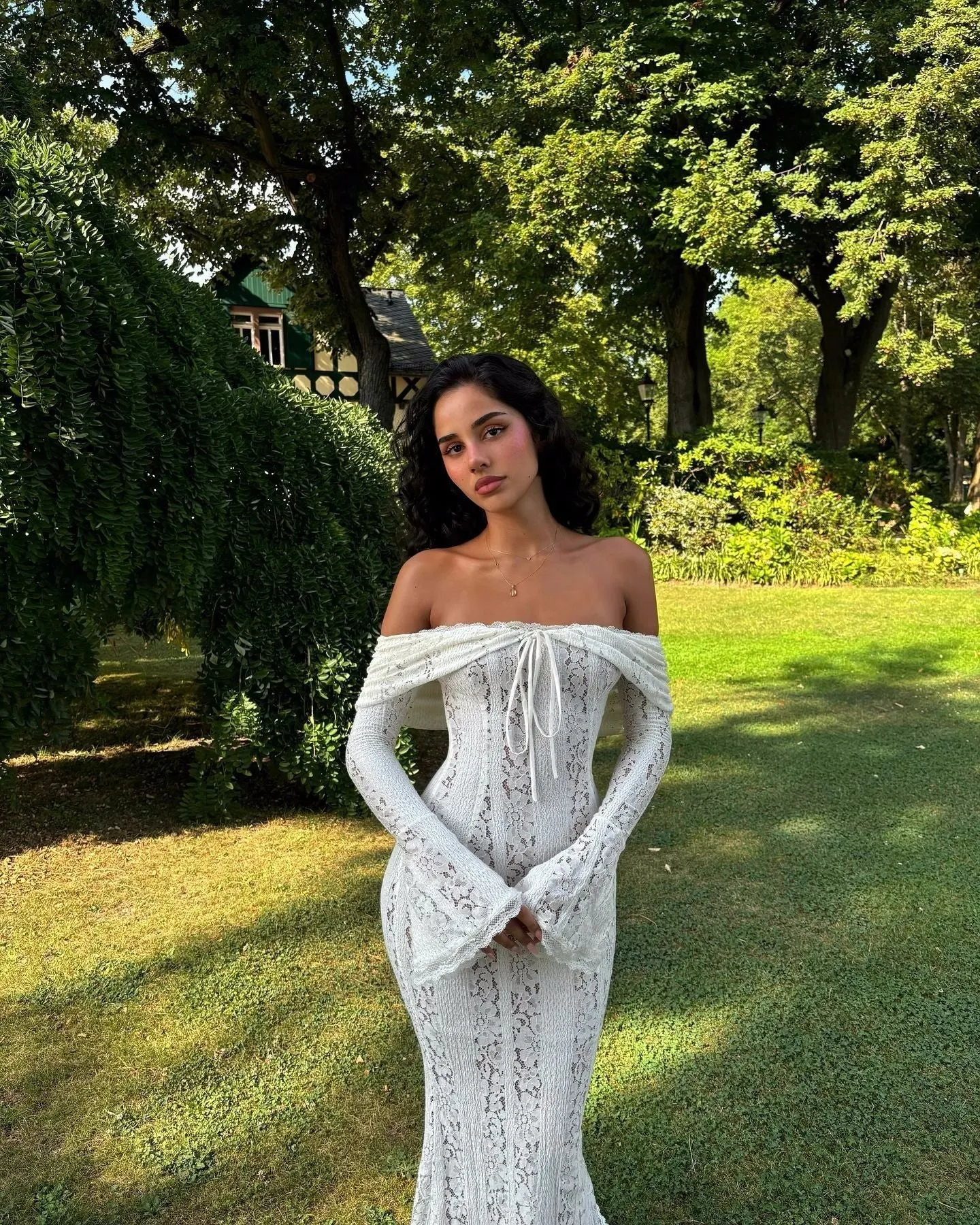 Amozae-Christmas Outfits New Year's Eve Dress Night Out Club Dresses cute winter outfits Daysi Off Shoulder Lace Maxi Dress