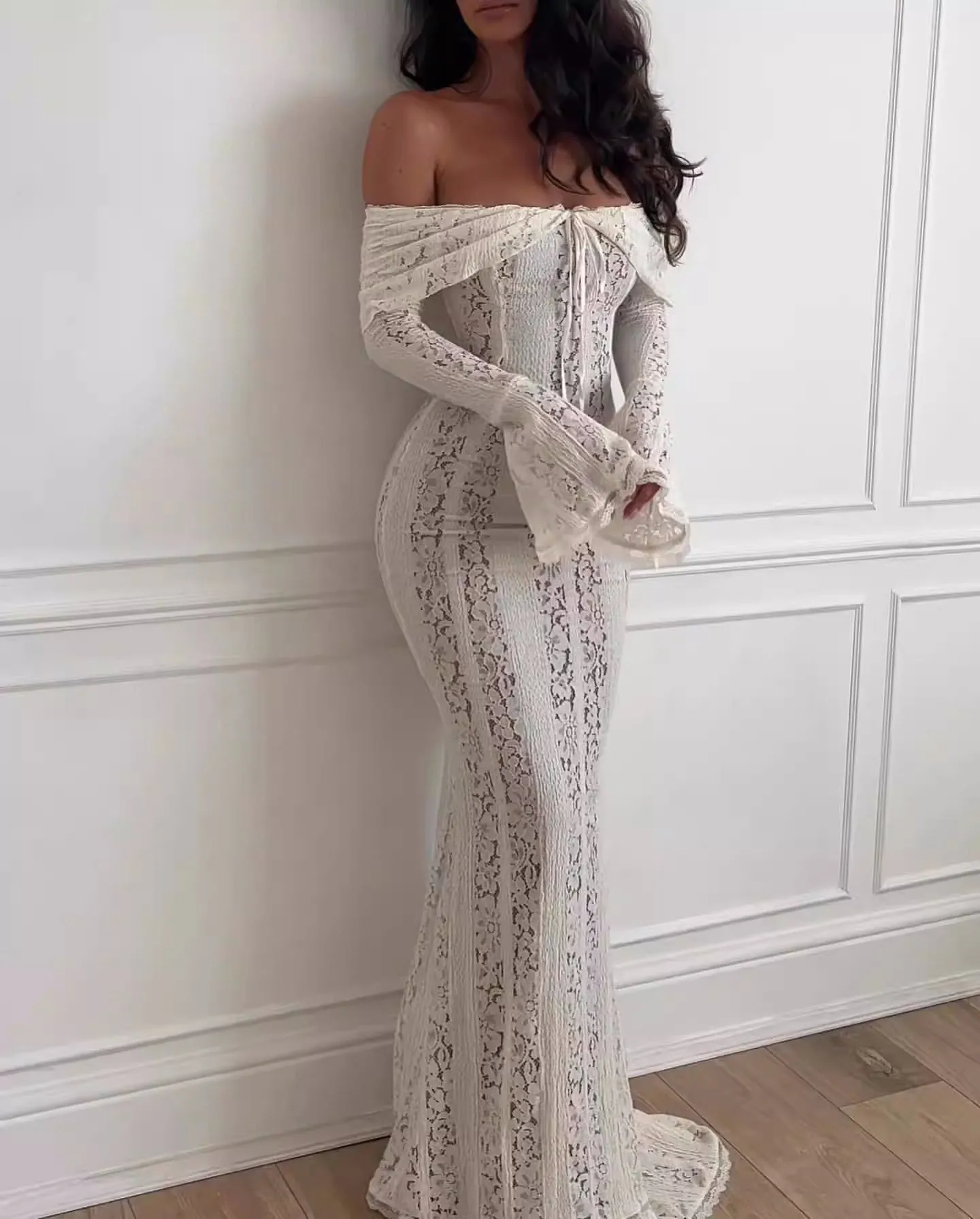 Amozae-Christmas Outfits New Year's Eve Dress Night Out Club Dresses cute winter outfits Daysi Off Shoulder Lace Maxi Dress