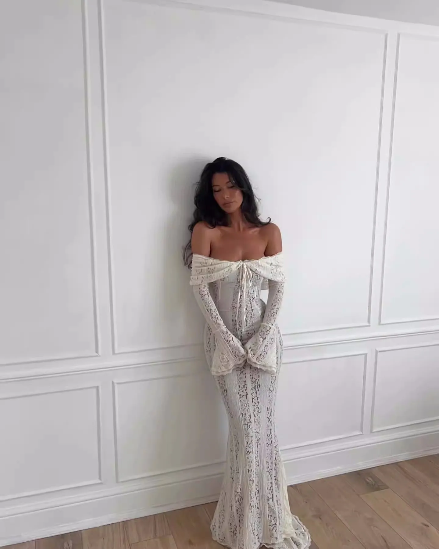 Amozae-Christmas Outfits New Year's Eve Dress Night Out Club Dresses cute winter outfits Daysi Off Shoulder Lace Maxi Dress