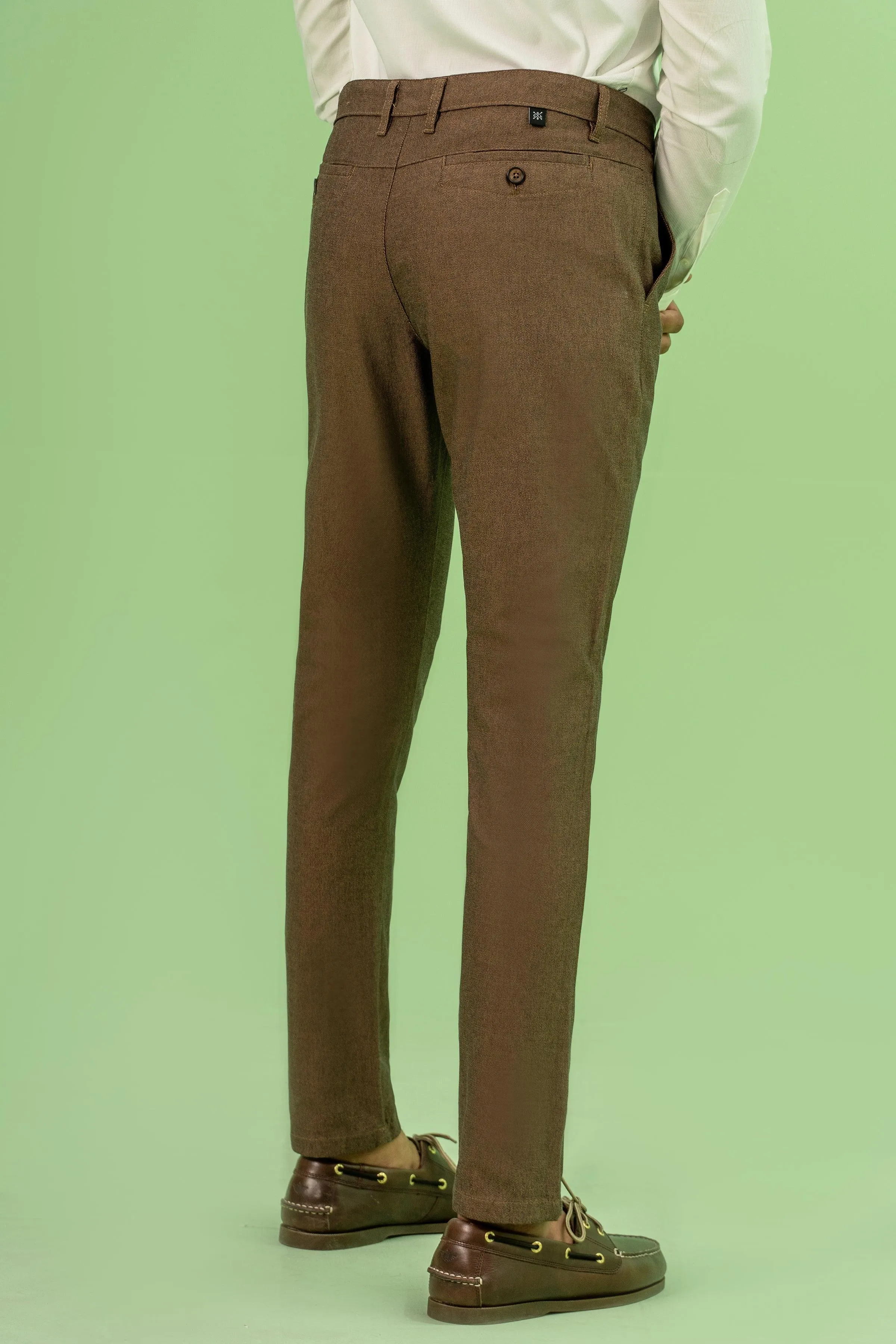 CROSS POCKET SELF TEXTURED PANT BROWN