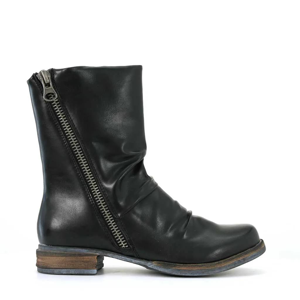 Los Cabos Women's Corsica Boots- Black