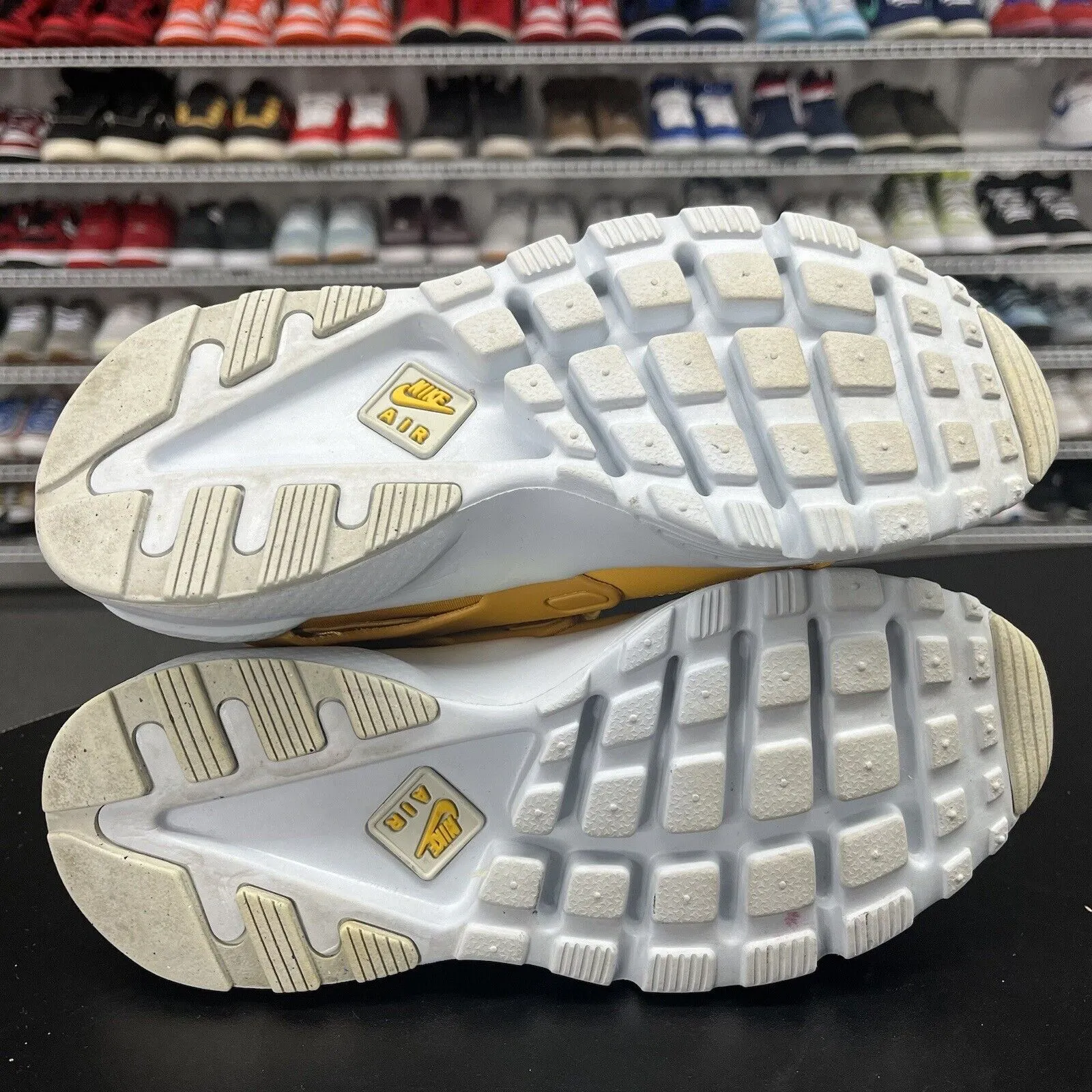 Nike Air Huarache Run Ultra Mineral Yellow White 847569-700 Size 6Y
